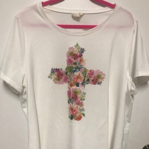 WOMENS WHITE BEADED FLOWER CROSS TUNIC BY CLOTH & PORTRAIT. - Picture 1 of 4